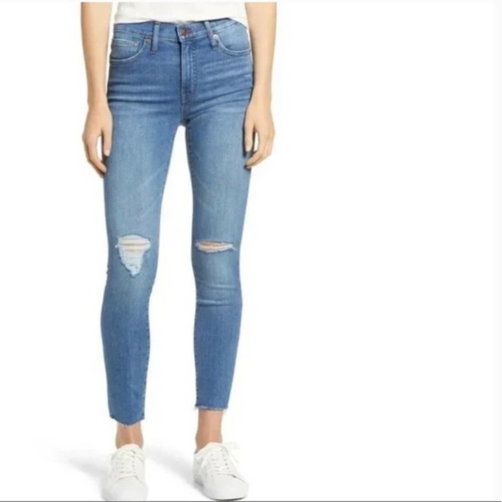 MADEWELL 9" Mid-Rise Ripped Knee Skinny Jeans Bellachase Wash {VV47}